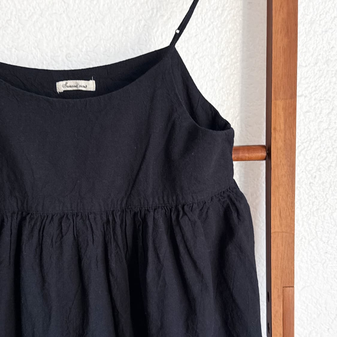 모카 안개 블랙 펀칭 원피스 상품이미지2