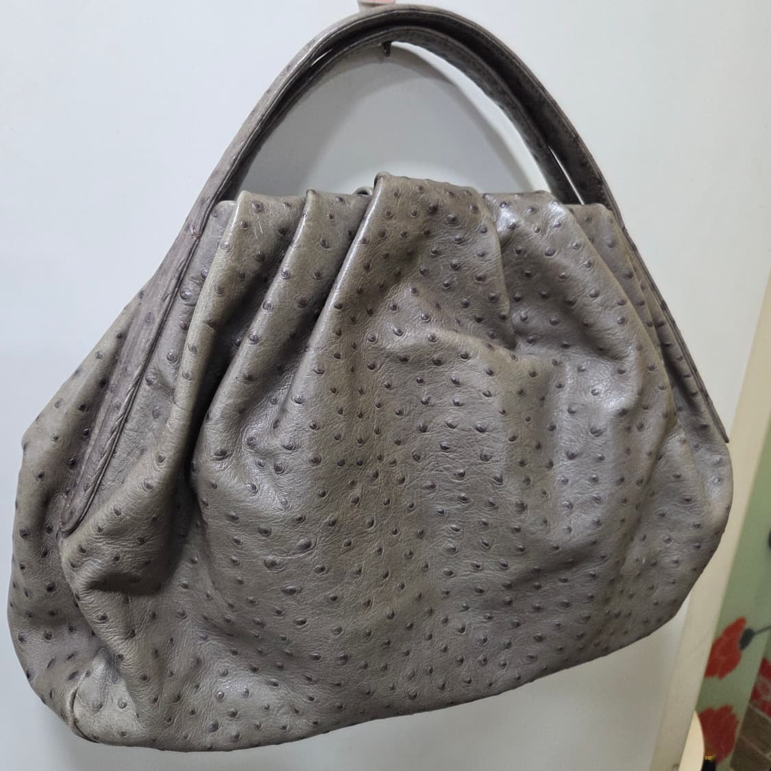 르베이지 타조카죽 토트백 상품이미지7