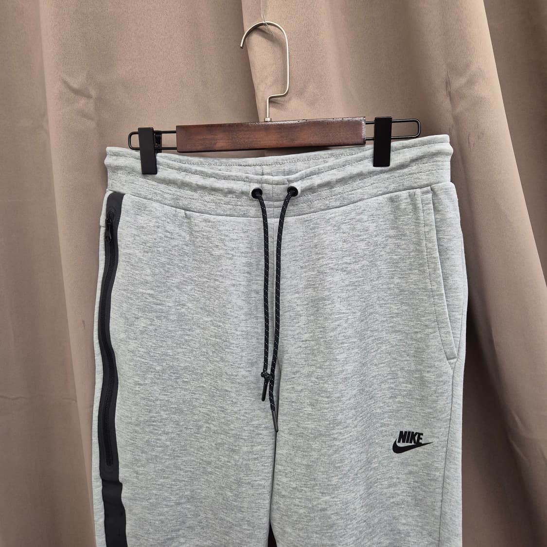 나이키 테크 플리스 조거 팬츠 L 상품이미지2
