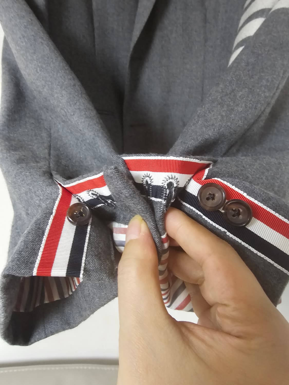 톰브라운 사선완장 플란넬 울 100% 자켓(2/100/정품) 상품이미지4