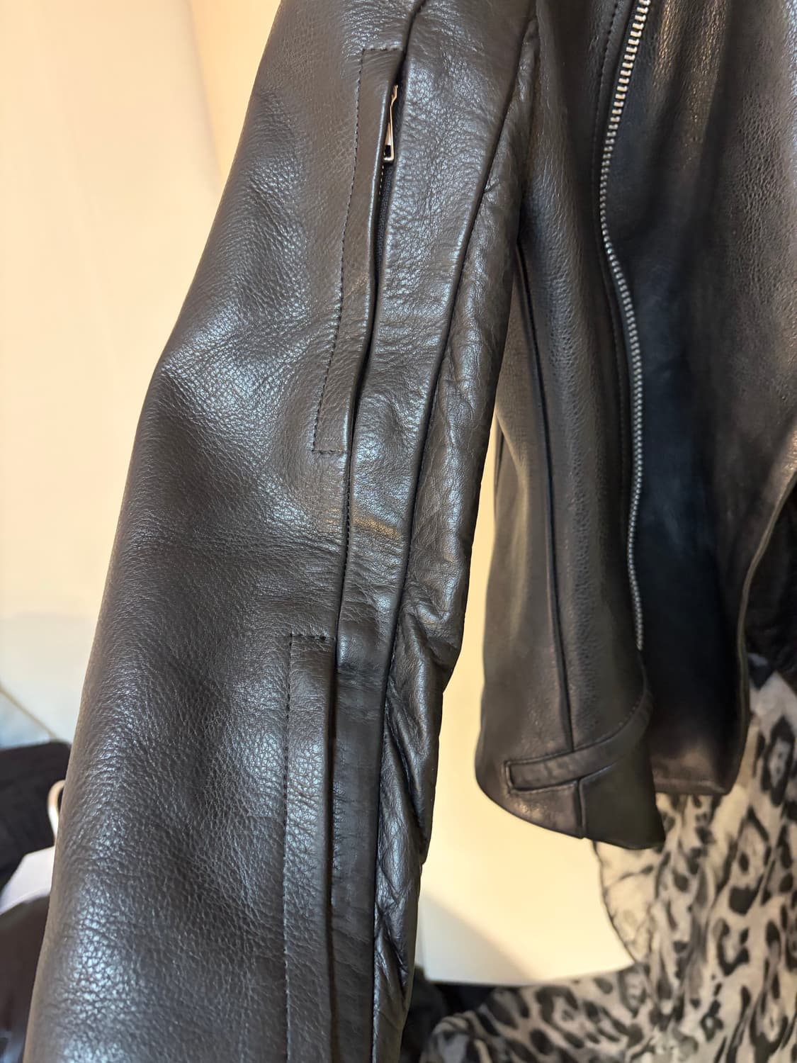 ekam 카우 레더 자켓 상품이미지2