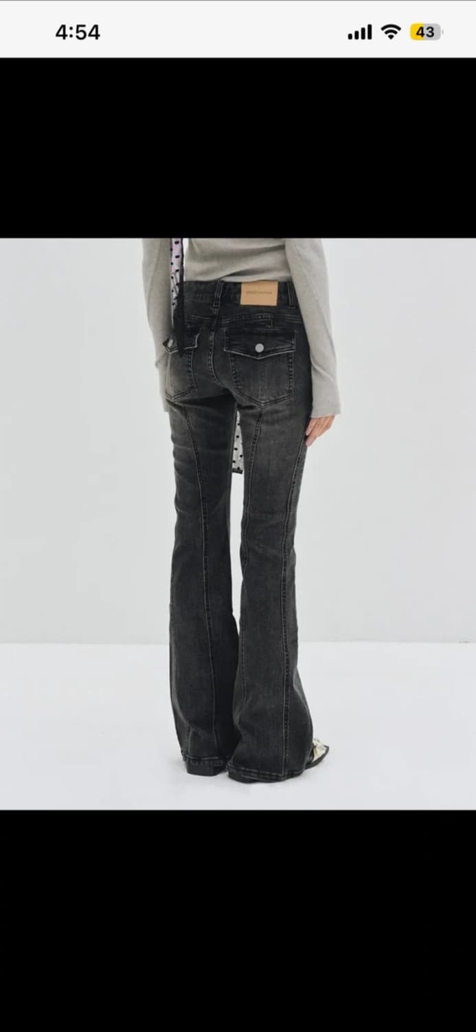 데케트 우먼 커브드 슬림 로우라이즈 플레어 진 (블랙) 상품이미지2