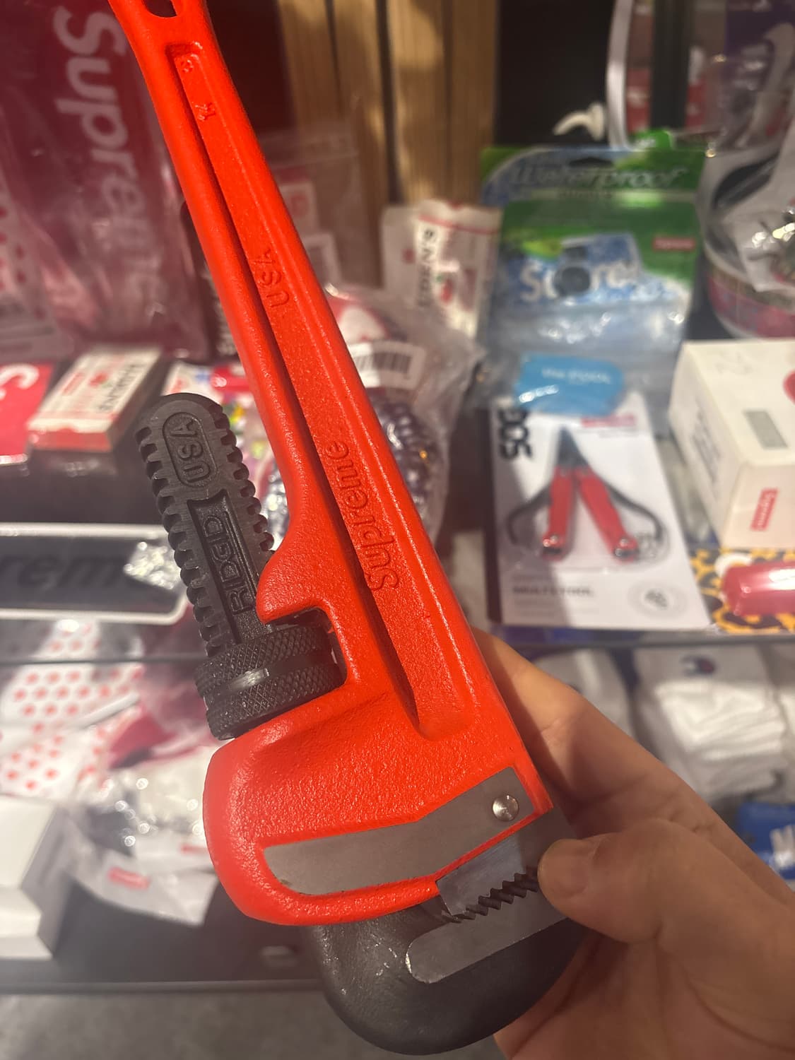 슈프림 리지드 파이프 렌치 레드 - 20FW 상품이미지4