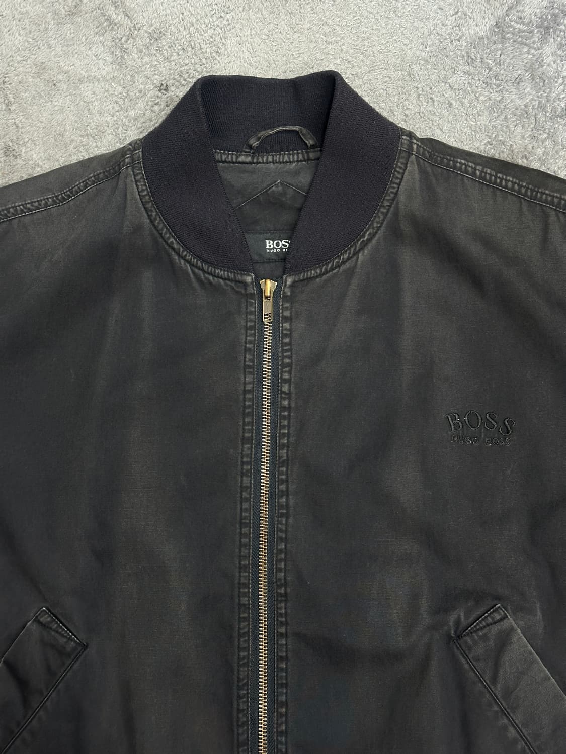 90s HUGO BOSS 페이디드 봄버 자켓 XL 상품이미지4