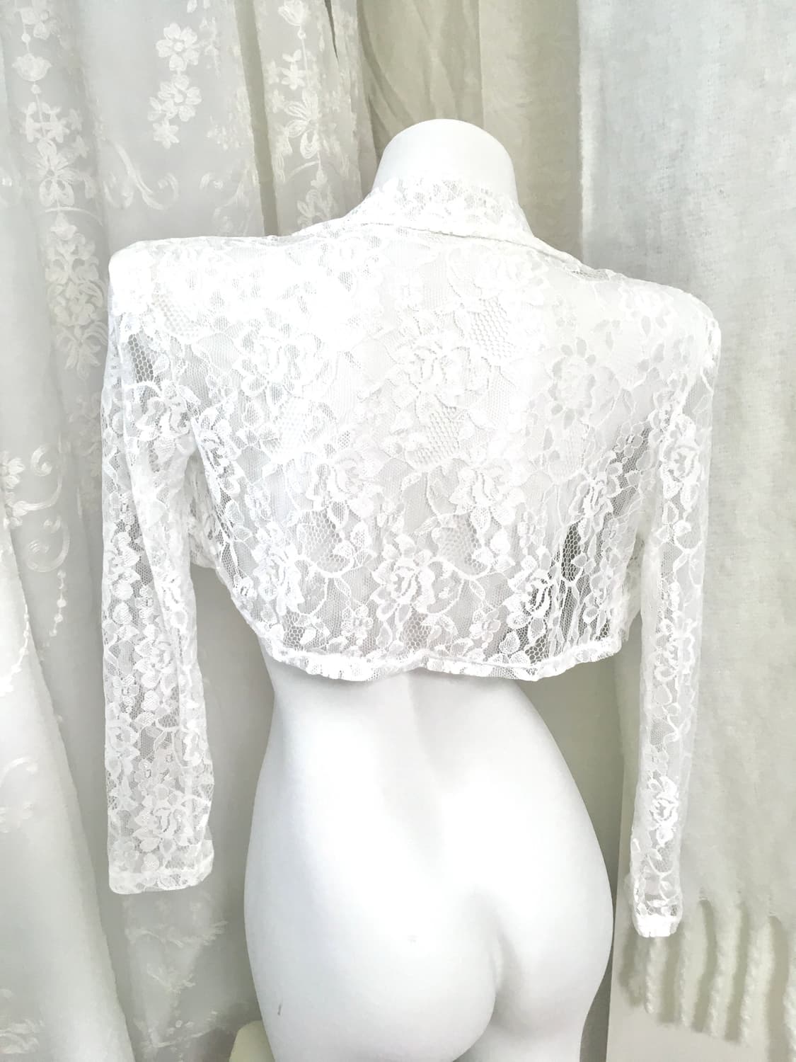 화이트 레이스 시스루 볼레로 가디건  상품이미지4