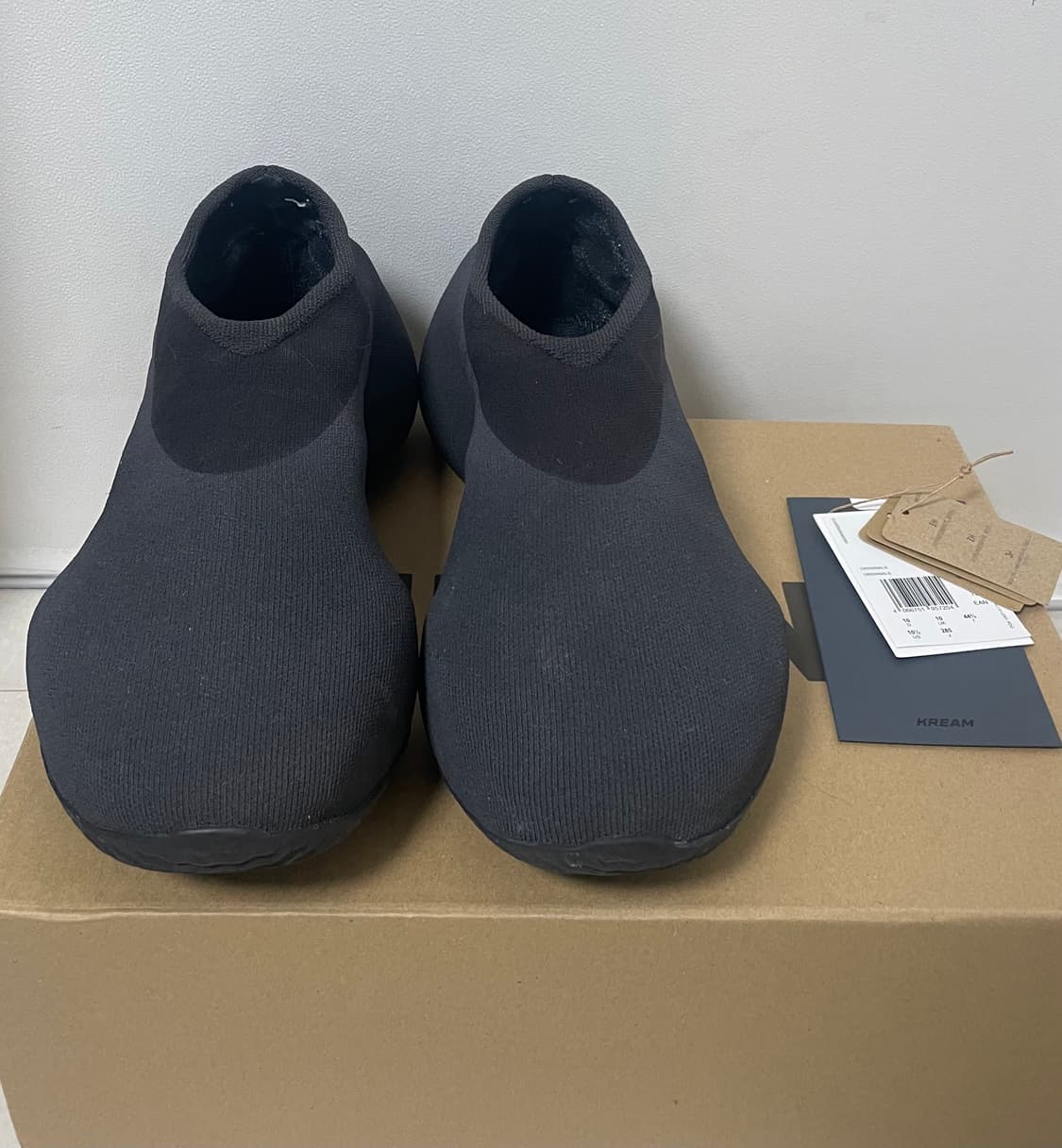 [285]아디다스 이지 니트 러너 페이드 오닉스 상품이미지3