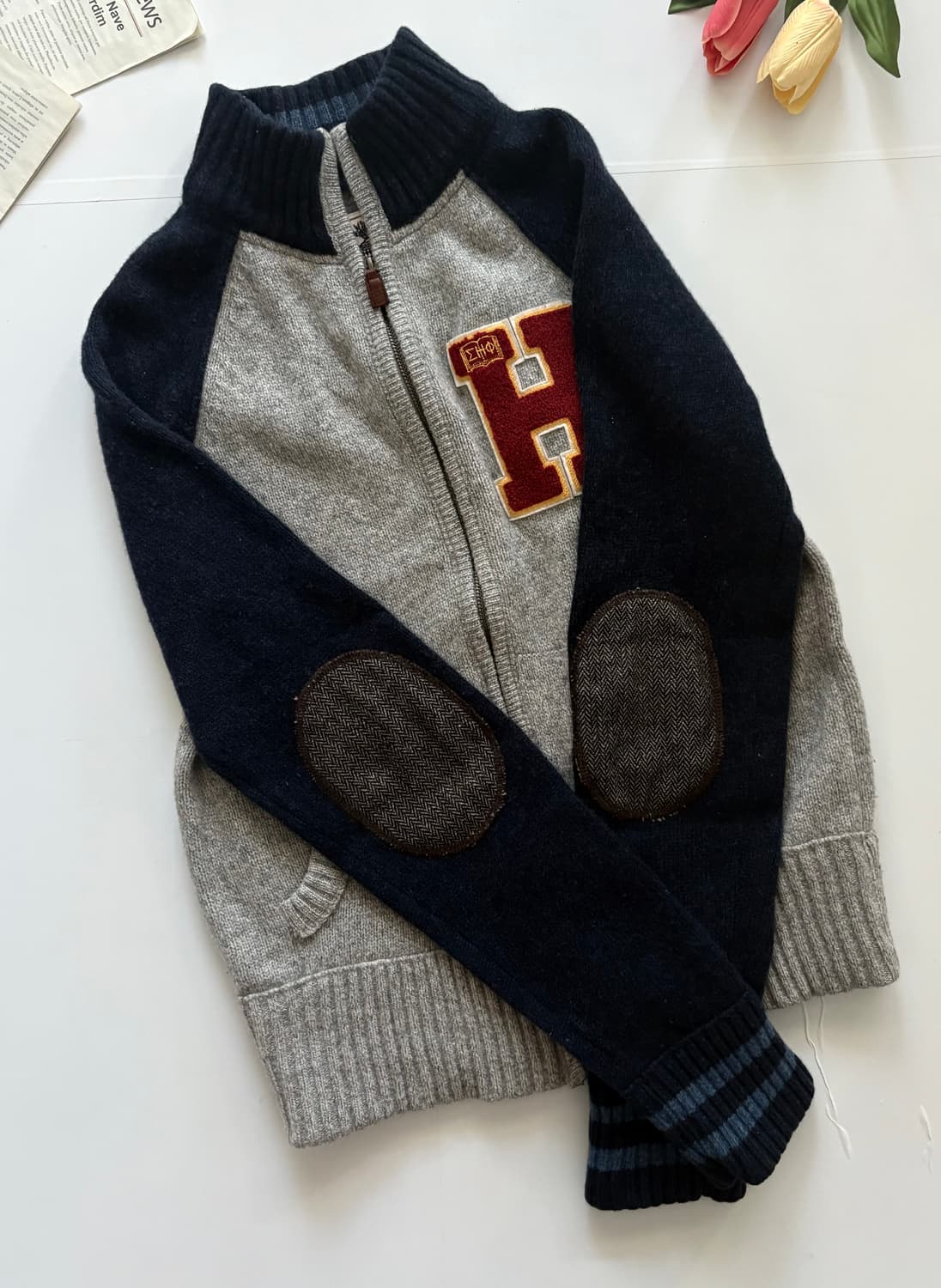 헤지스 엘보 패치 스타디움 니트 집업 상품이미지4