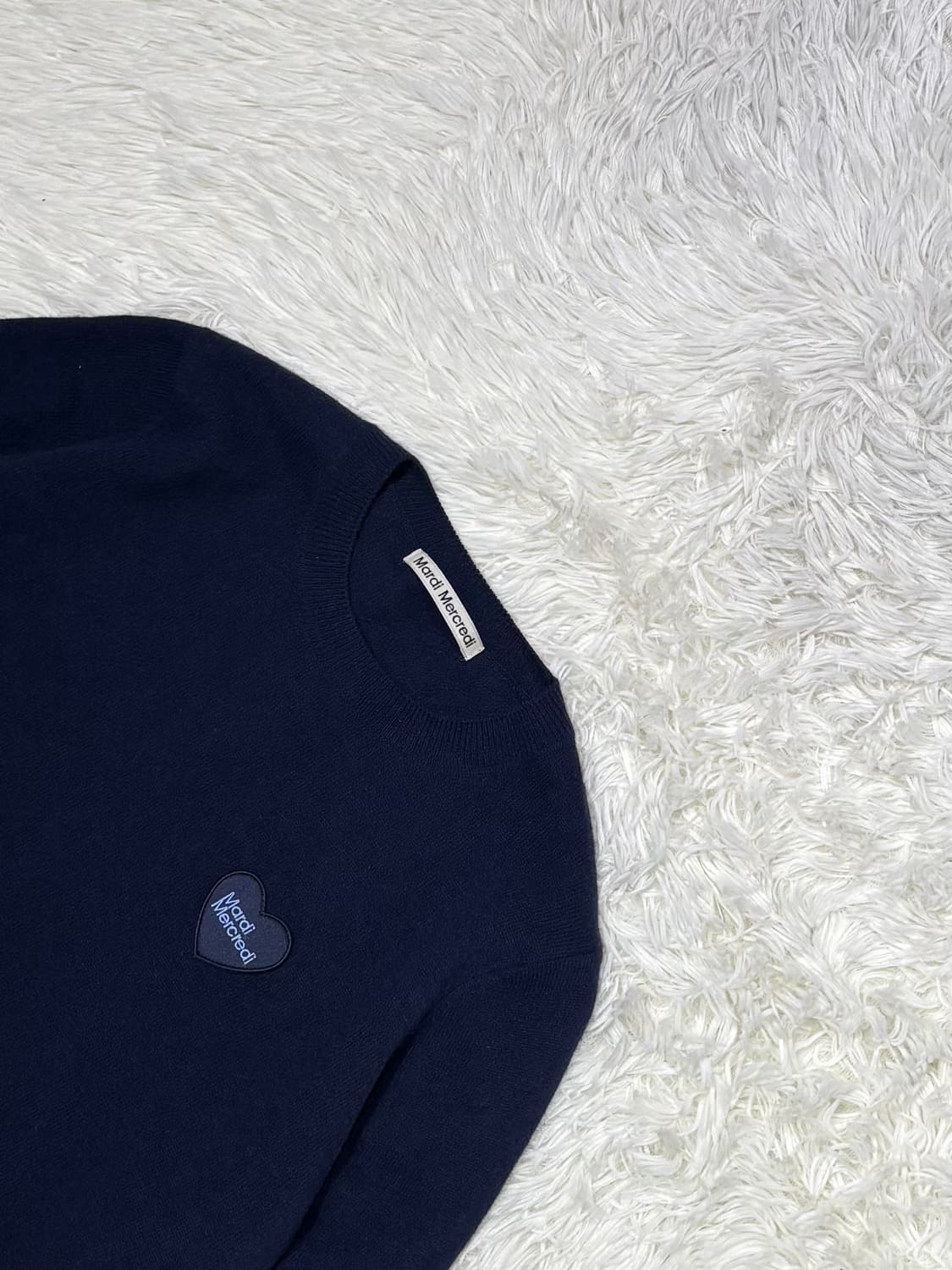 마르디 라쿤 하트로고 네이비 니트 상품이미지4