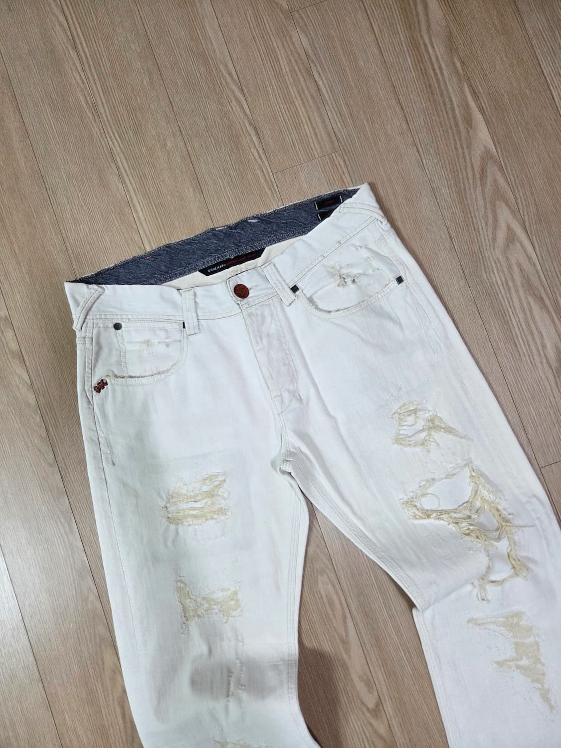 실카이 화이트 디스트로이드 데님 팬츠 상품이미지3