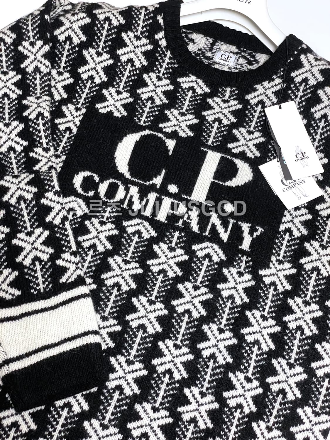 [115/새제품] CP COMPANY 씨피컴퍼니 자카드 버진 울 니트 상품이미지6