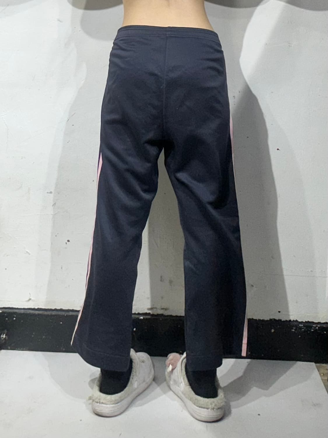 아디다스 네이비 핑크 삼선 와이드 팬츠 M  상품이미지3