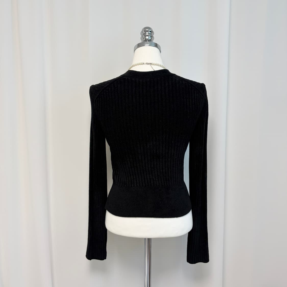 비비안웨스트우드 슬림핏 골지 가디건-블랙 상품이미지6