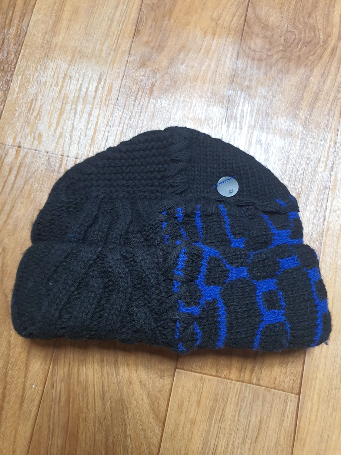 새상품급 아더에러 비니 블랙 상품이미지1