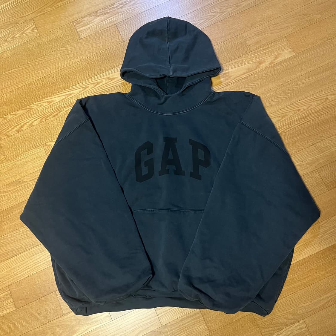 [L] OG 이지 갭 발렌시아가 도브 후드 워시드 블랙 상품이미지2