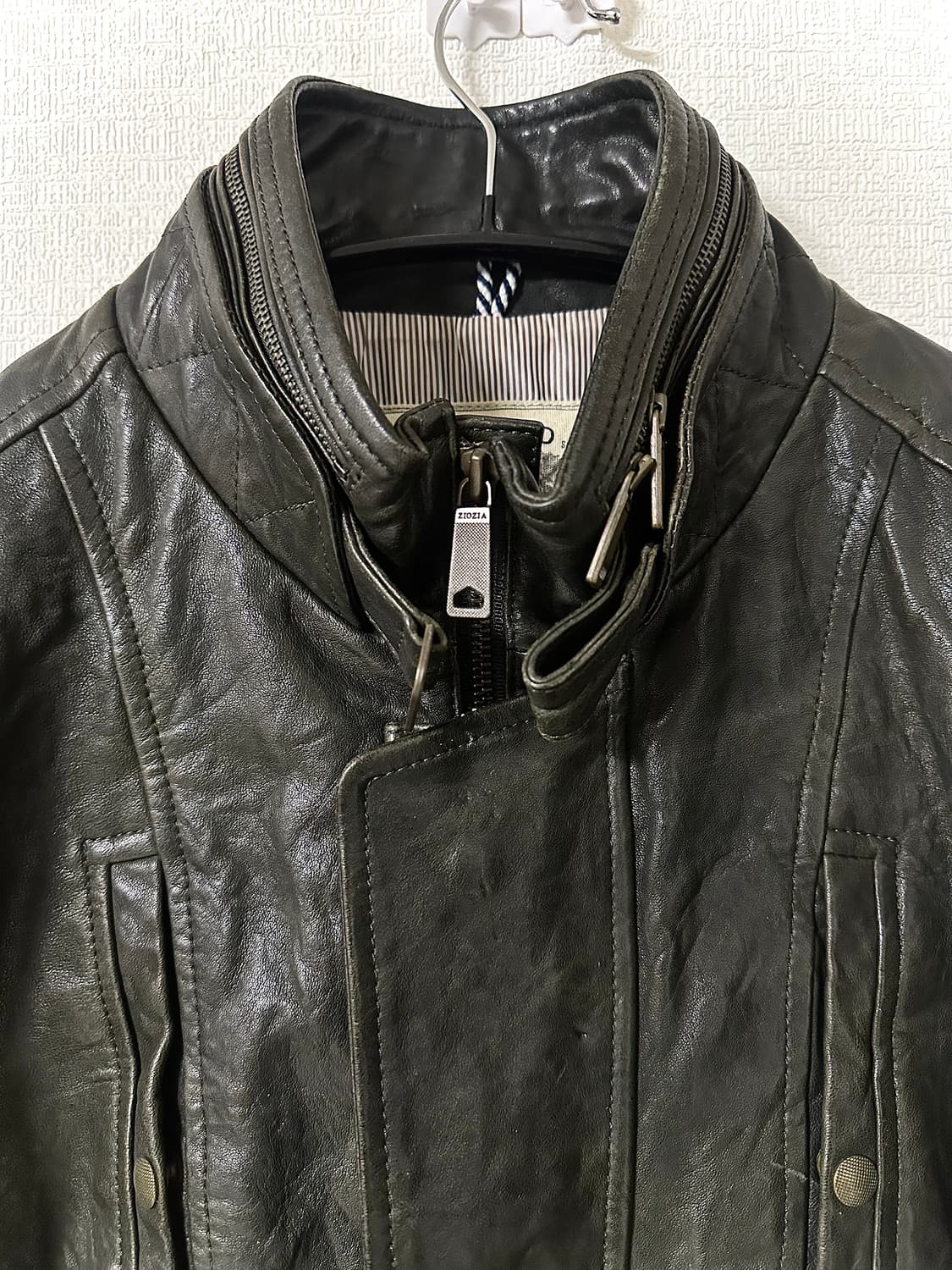 램스킨 넥가드플랩 하이넥 바이커 레더자켓 상품이미지3