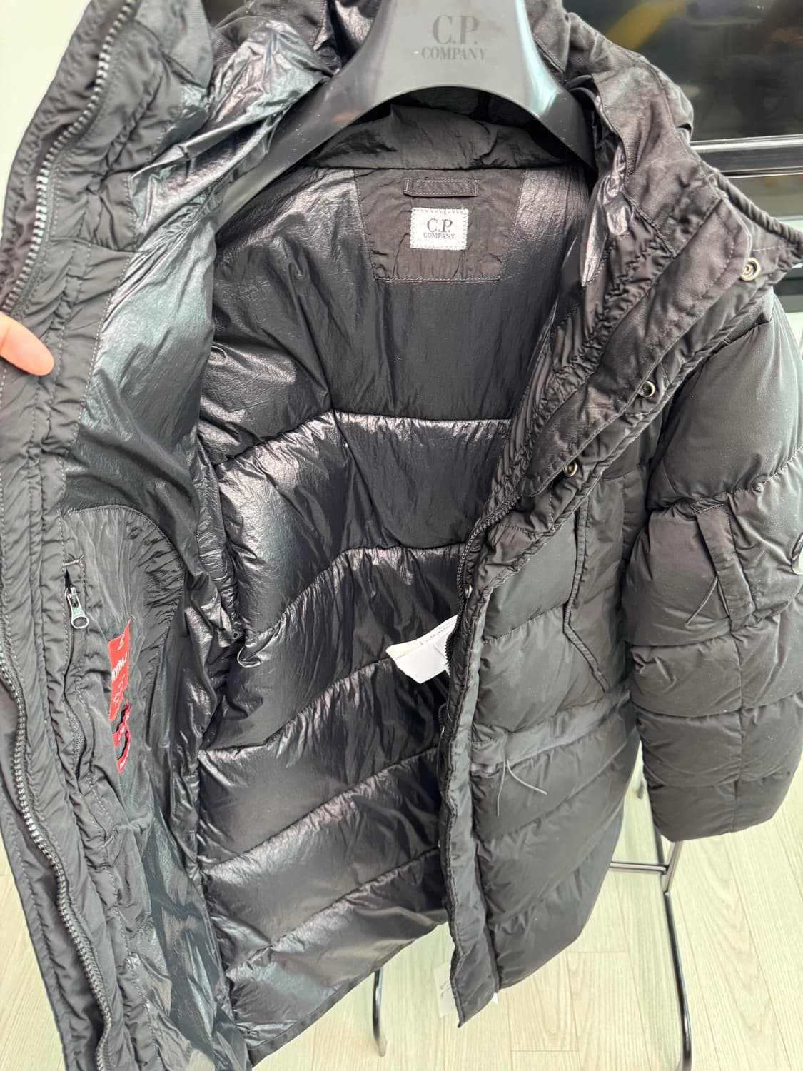 cp컴퍼니 23fw 나이크라 롱패딩 블랙 M 상품이미지7