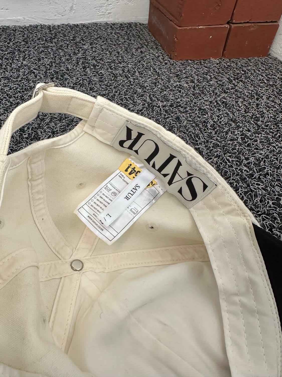 새터데이즈 서프 NYC 볼캡 블랙/화이트 상품이미지4