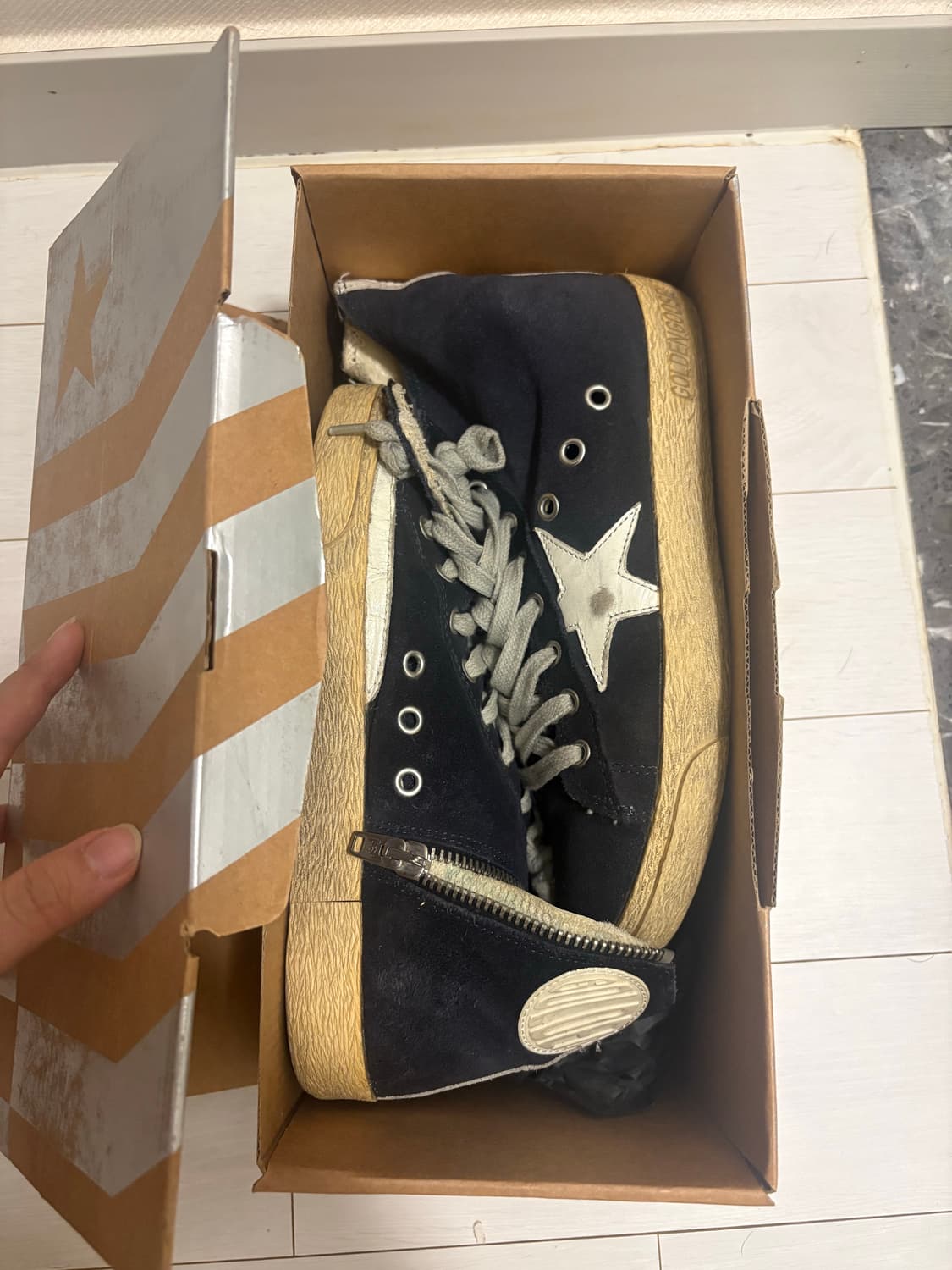 골든구스 하이탑 운동화 상품이미지1