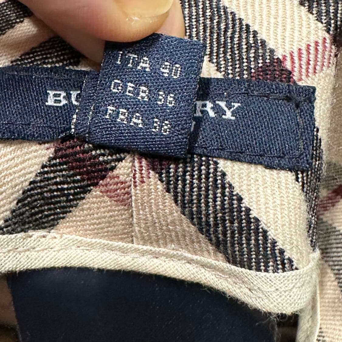 버버리 체크 정품 플레어 스커트  상품이미지8