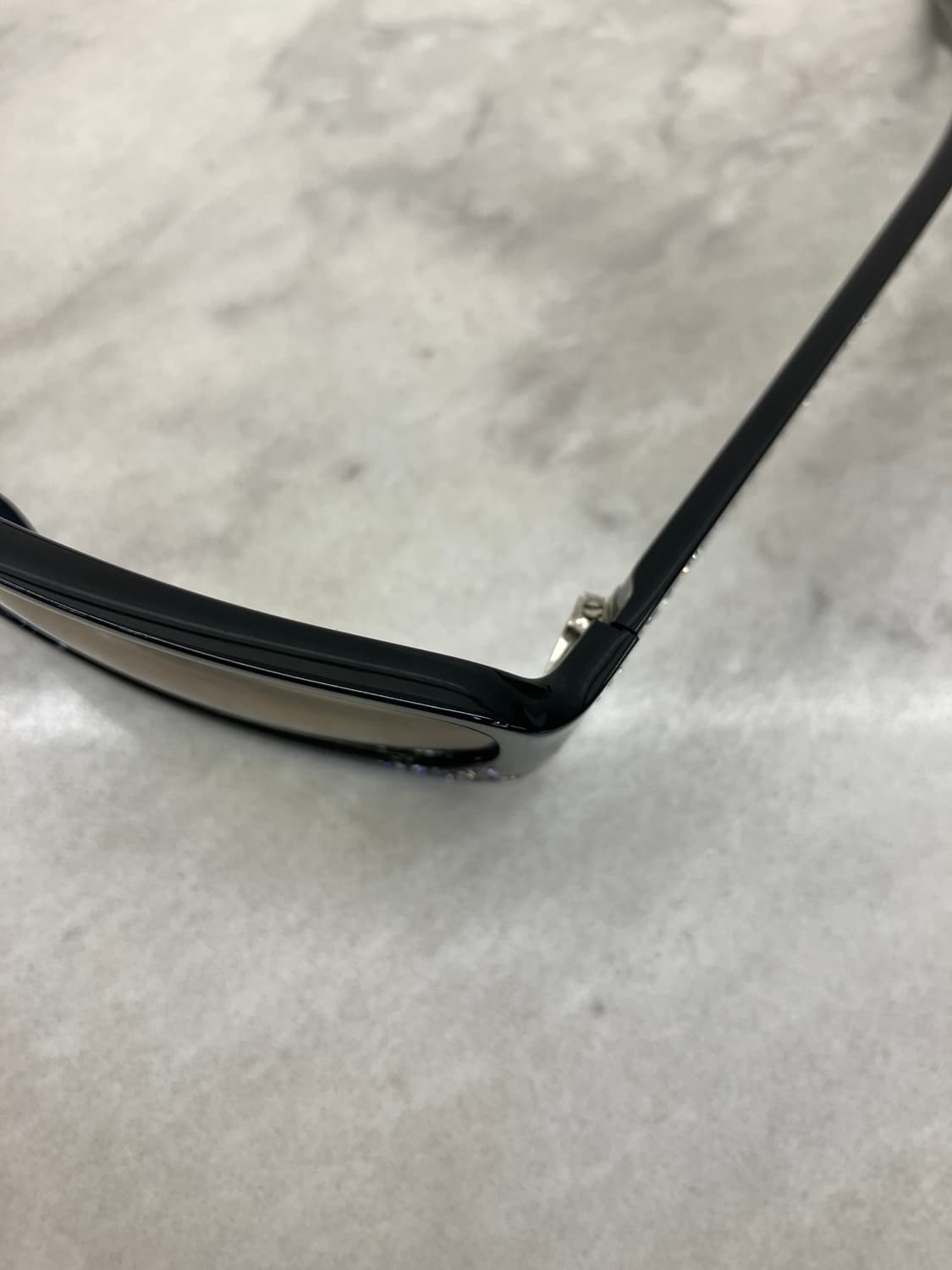 디올 Dior 크리스탈 블랙 스퀘어 선글라스 상품이미지2