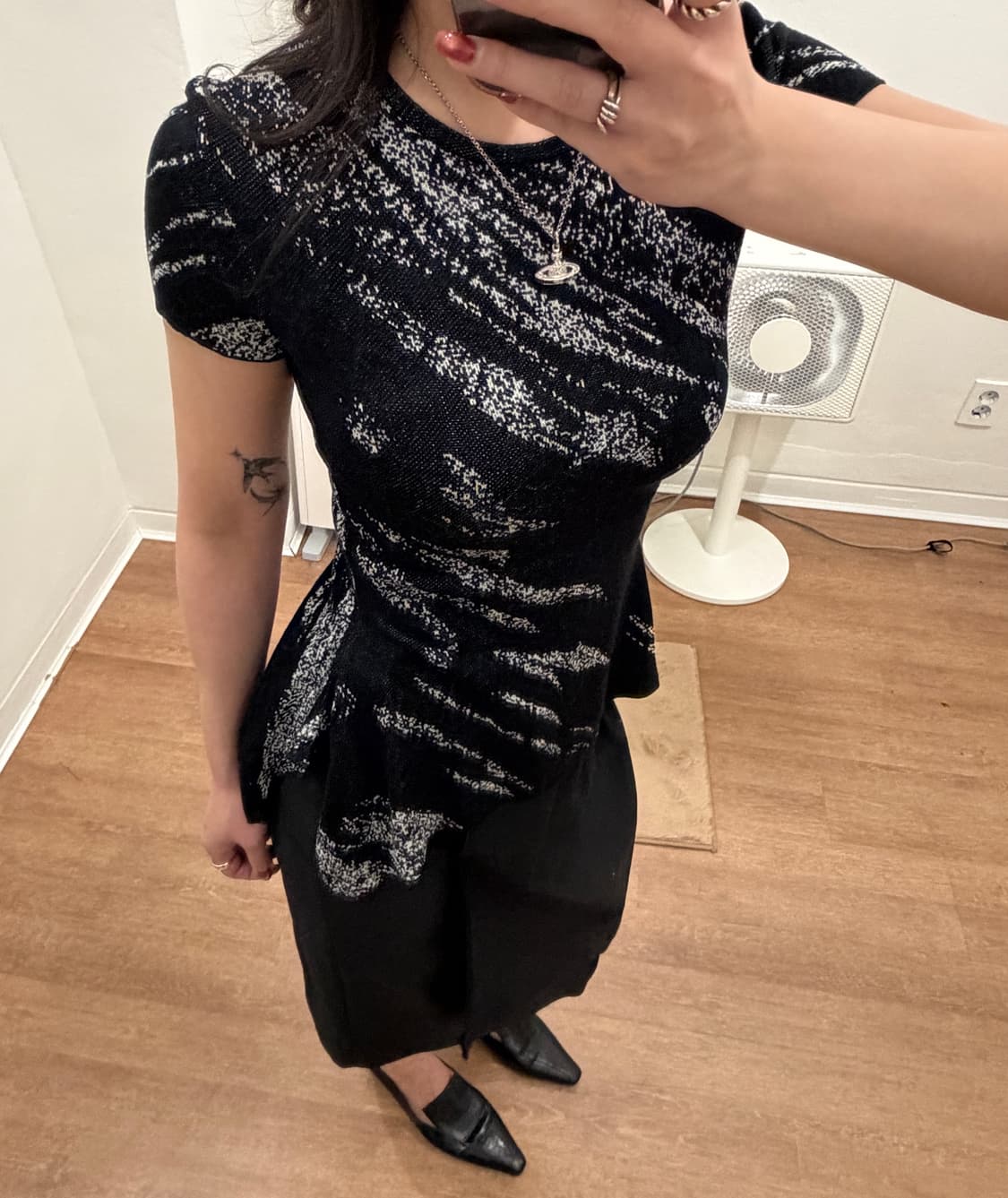 자카드 라운드 실크 반팔 니트 상품이미지3