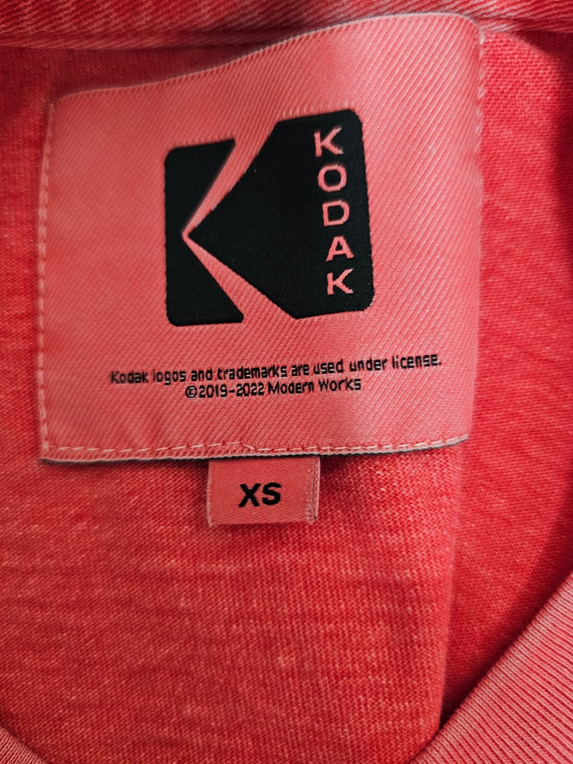 코닥 피그먼트 반팔티셔츠 XS 상품이미지3