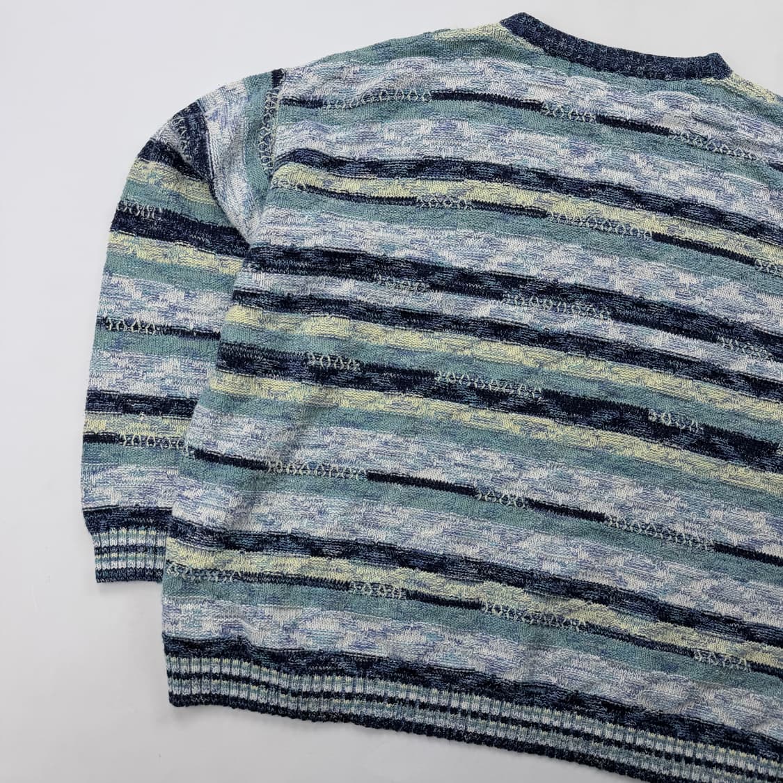 mugger 멀티컬러 패턴 케이블 니트 상품이미지8