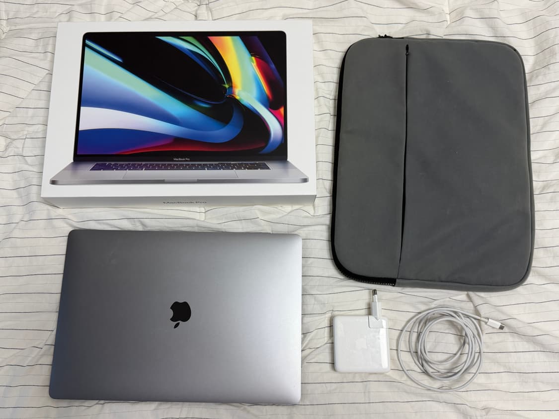 맥북 프로 16인치 i7 16GB 2019 스페이스 그레이 512GB 상품이미지1