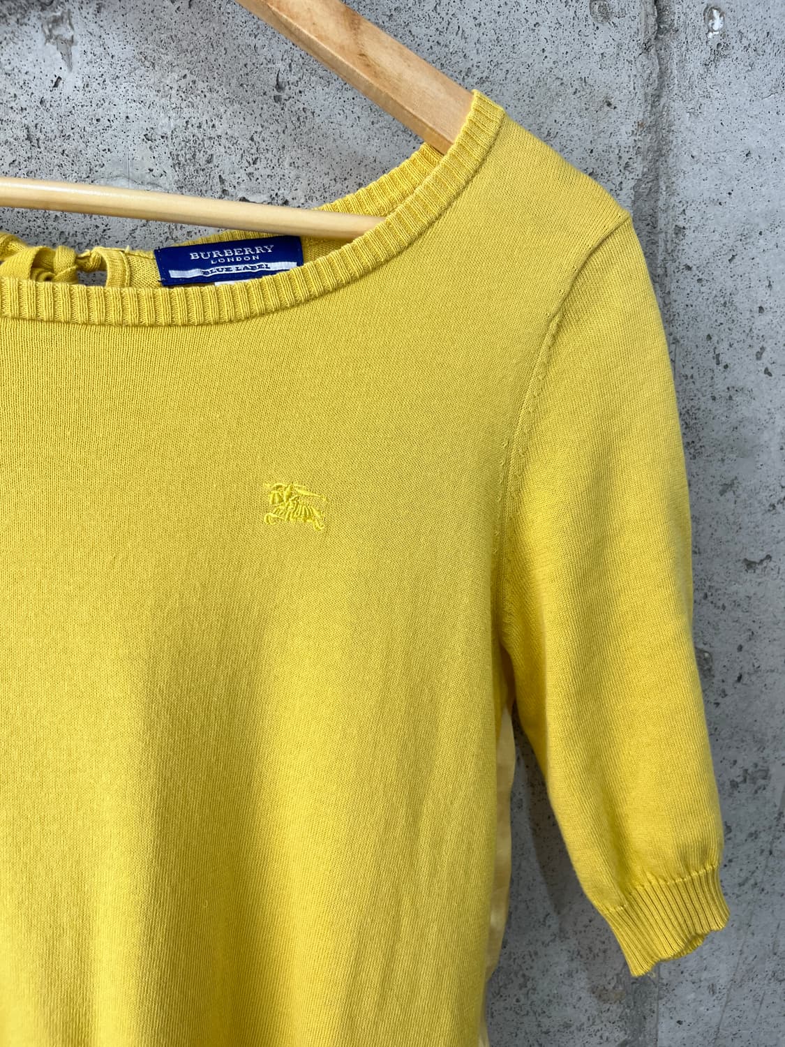 Burberry 버버리 로고 탑 옐로우 상품이미지5