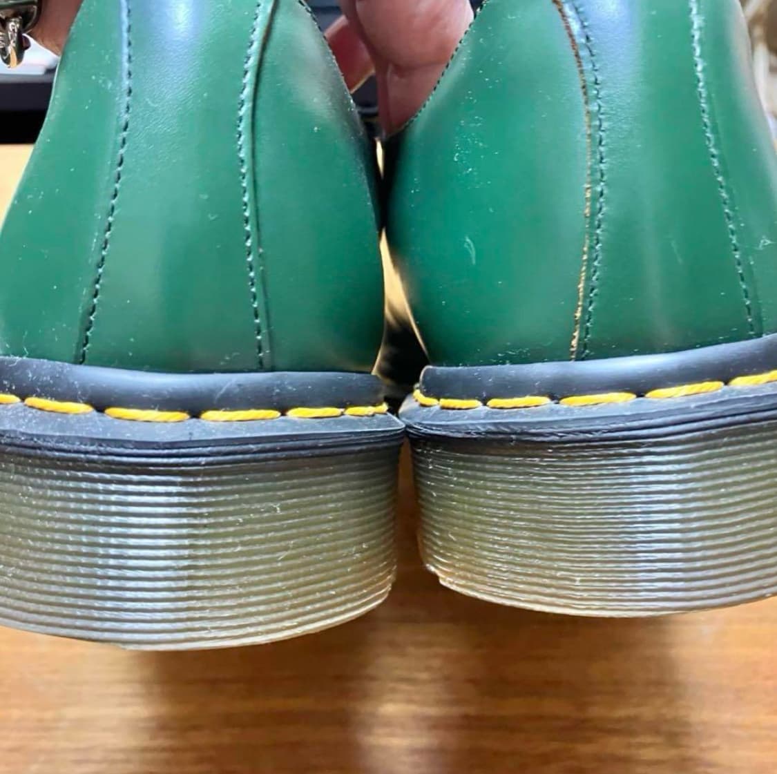 Dr.martens x Supreme Sacred Heart Green 상품이미지7