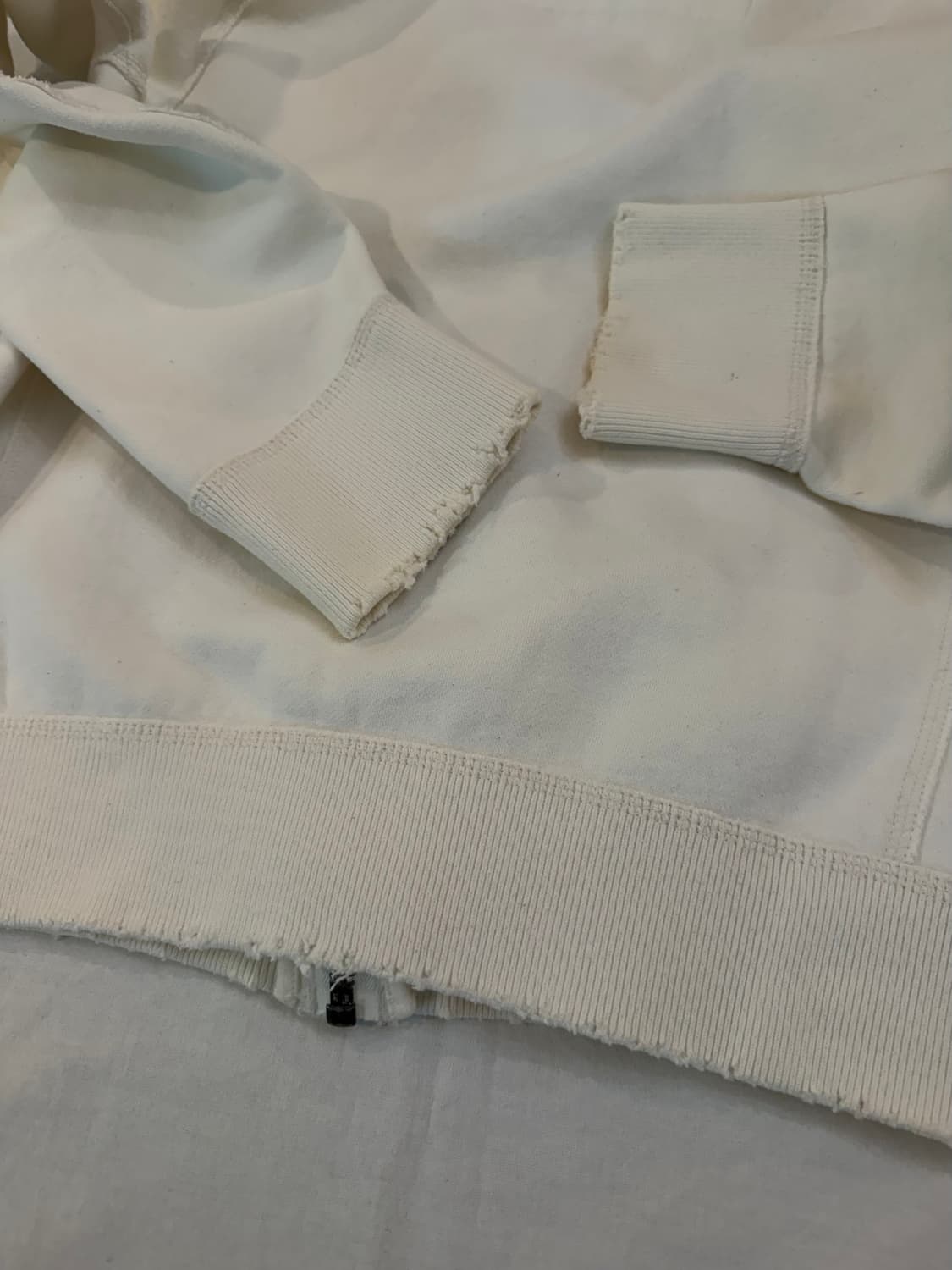 아베크롬비 y2k 타이거 울프죠 퍼 후드집업 화이트 상품이미지4