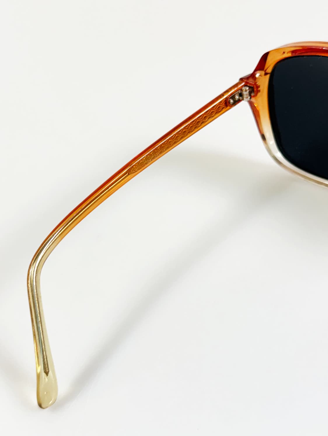 90s 엠버 그라디언트 볼드 오벌 프레임 빈티지 선글라스 상품이미지7