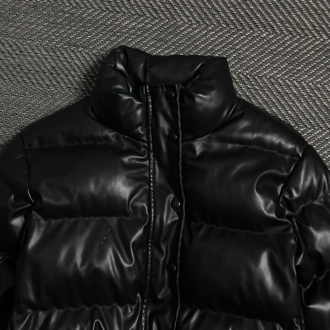 FANDY LOKAR 블랙 레더 크롭 숏패딩o 4197 상품이미지4