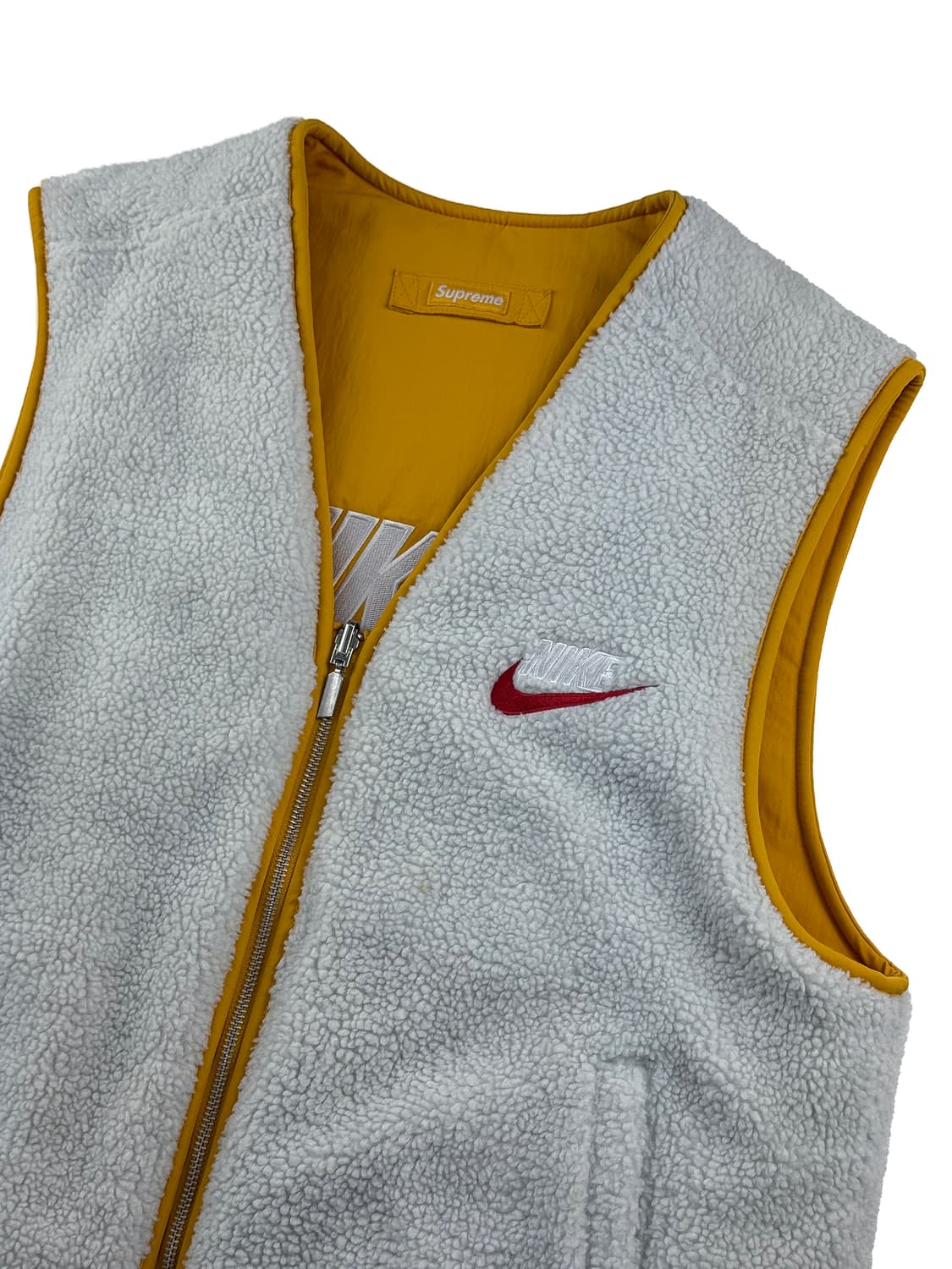 슈프림 x 나이키 리버시블 나이론 쉐르파 베스트 머스타드 상품이미지6
