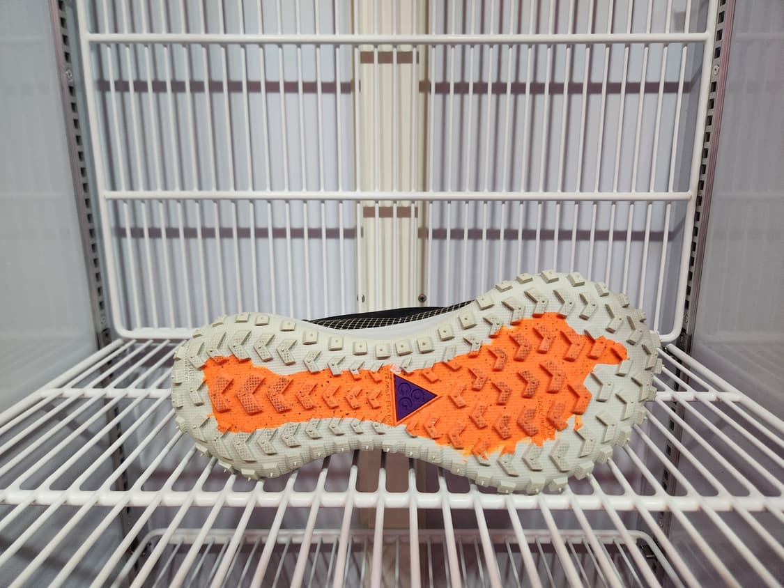 나이키 ACG 마운틴 플라이 고어텍스 CT2904-001  260mm 상품이미지3