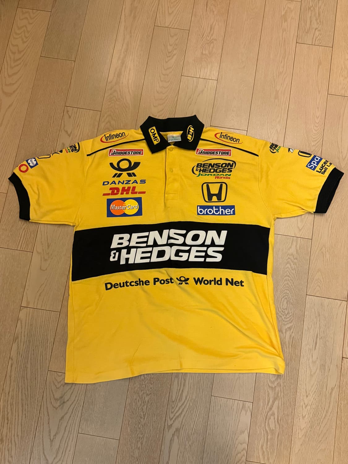 벤슨 앤 헤지스(Benson & Hedges) 팀셔츠 상품이미지1