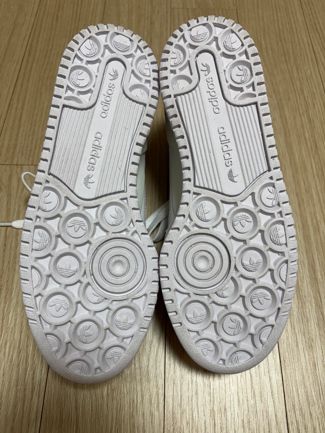 아디다스 포럼 볼드 클라우드 235 상품이미지4