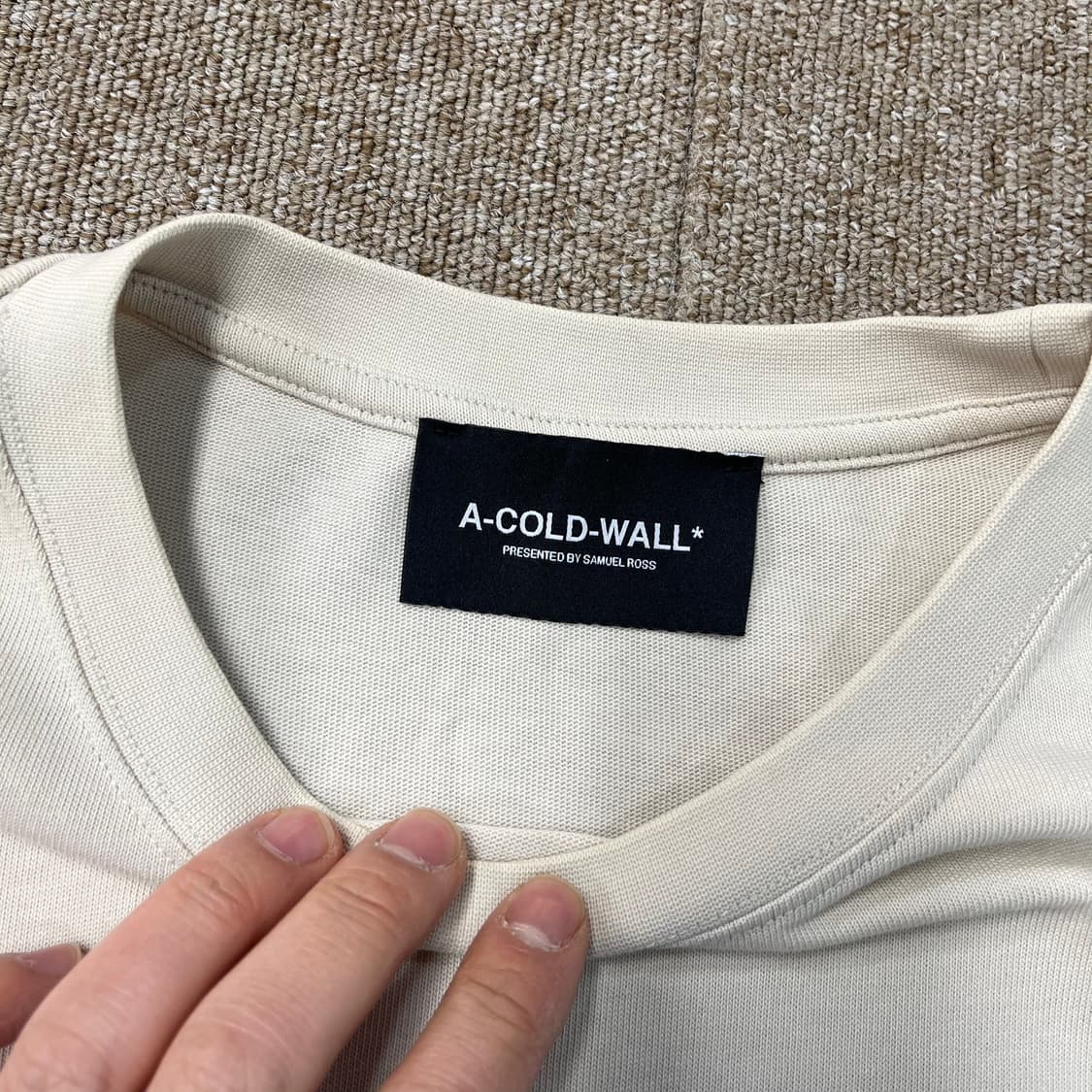 어콜드월 롱슬리브 상품이미지7