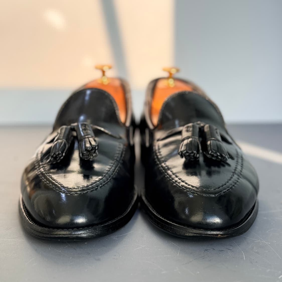 [9.5D] 알든 664 블랙 코도반 테슬 로퍼 상품이미지3