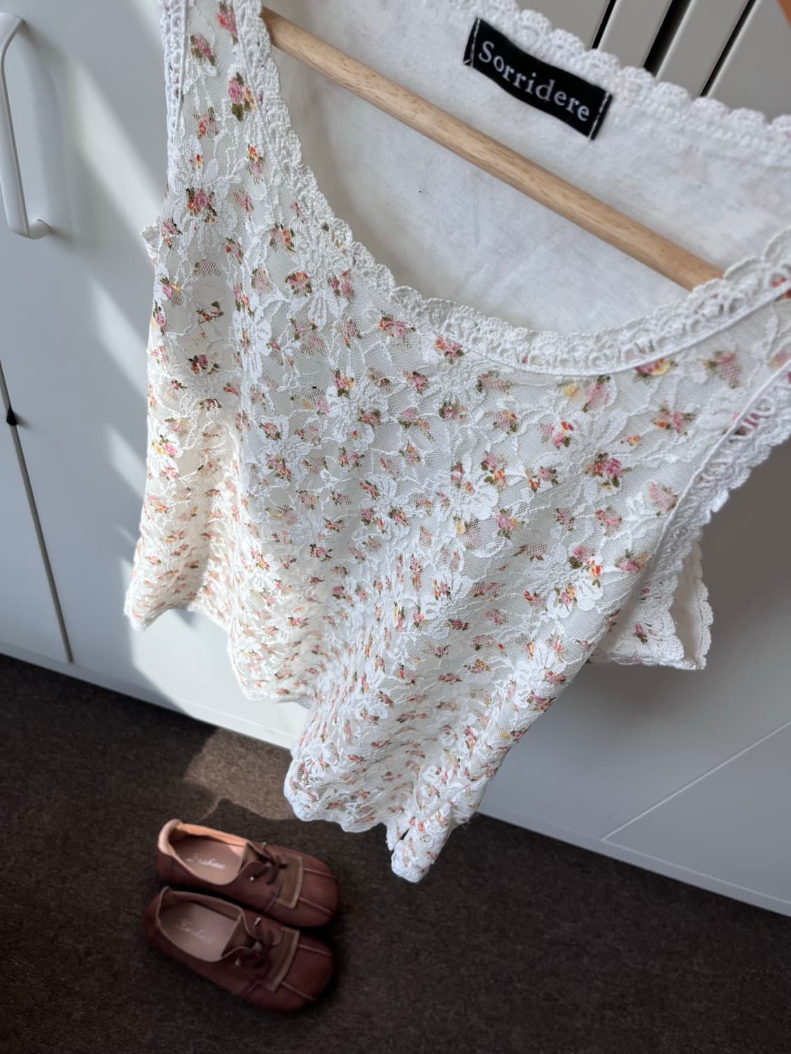 Sorridere 잔꽃 레이스 슬리브리스 상품이미지6