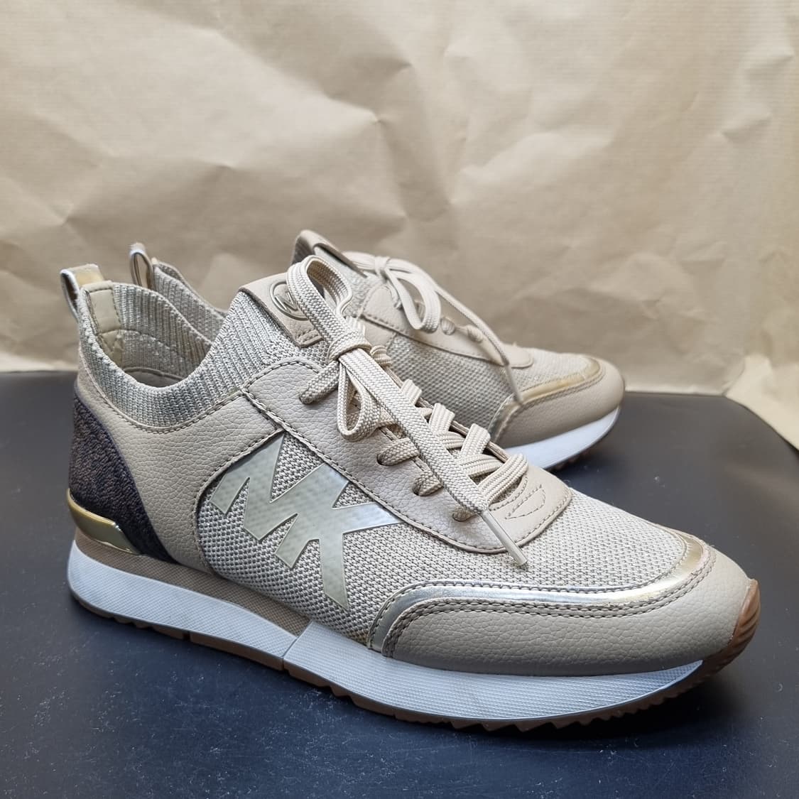 마이클코어스 여성스니커즈 245 상품이미지2