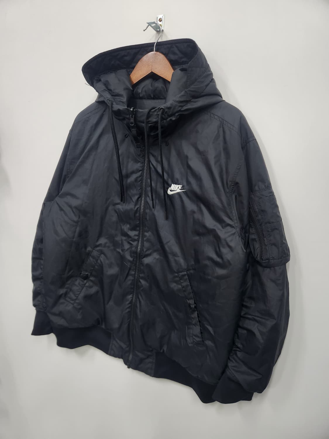 나이키 스우시 바람막이 상품이미지2