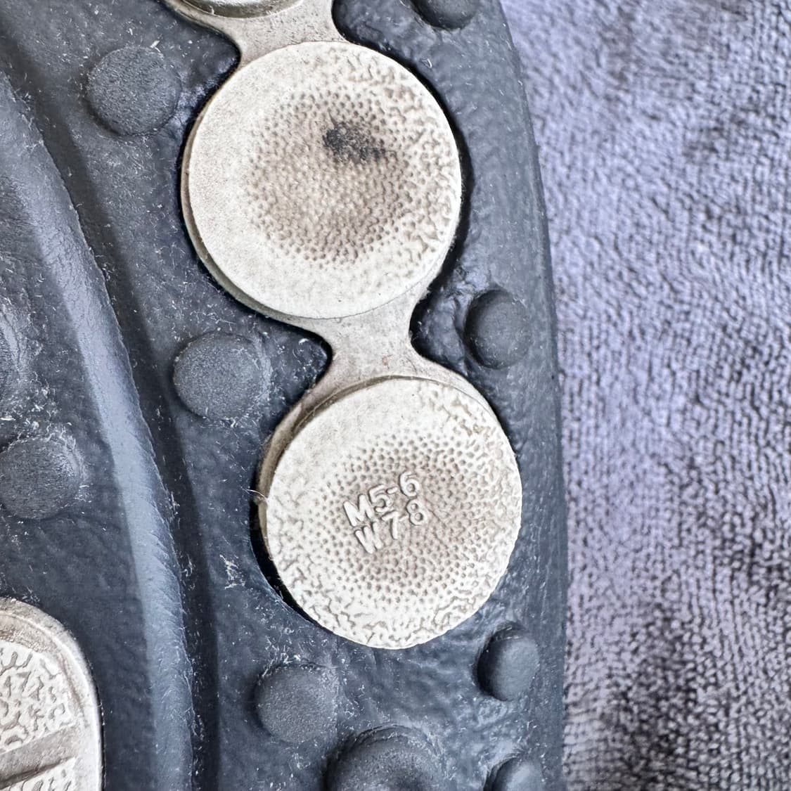 킨 KEEN 샨티 슬라이드 블랙 상품이미지5