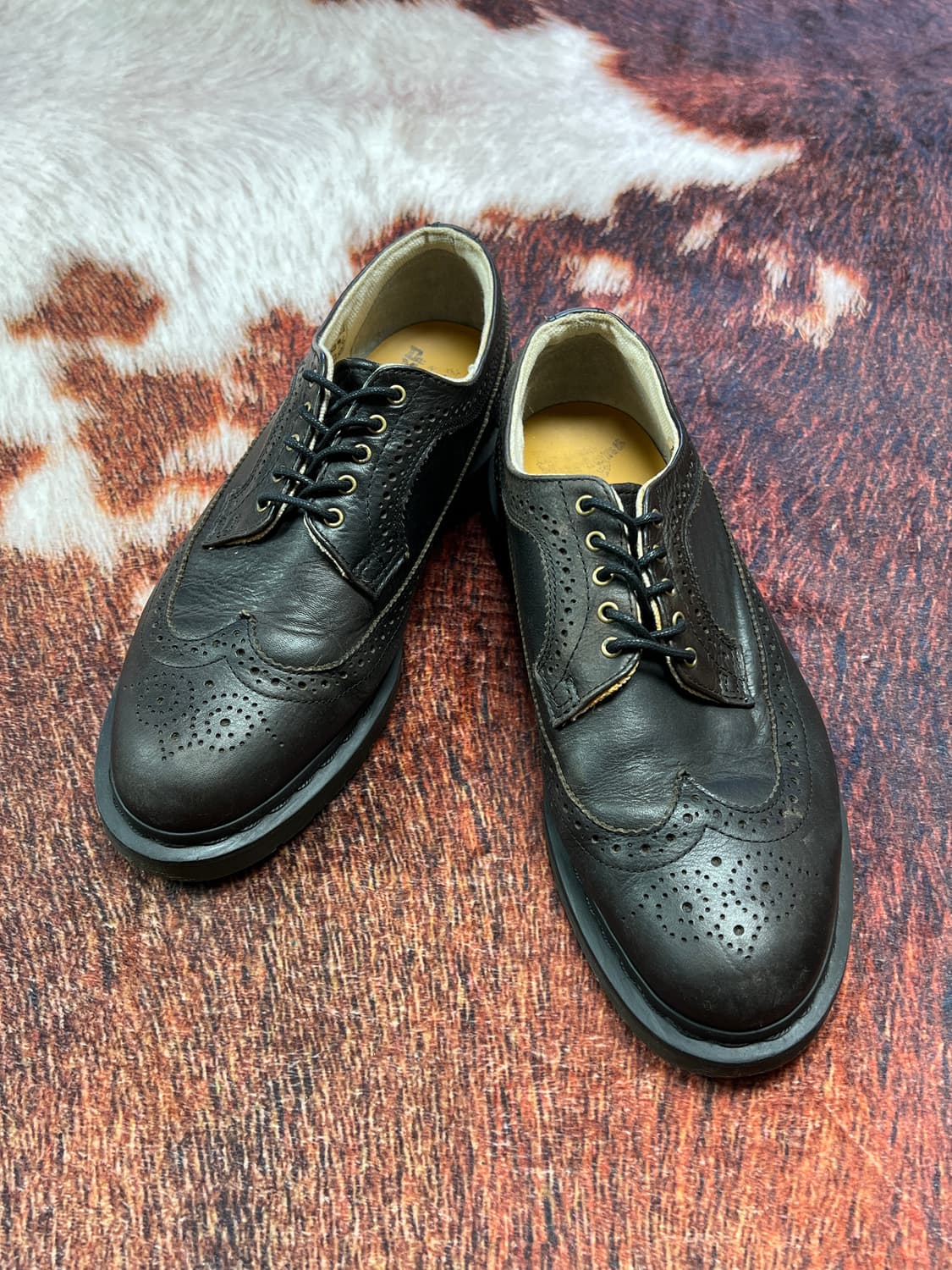 [280] 닥터마틴 3989 브로그 윙팁 로퍼 다크 브라운 상품이미지1