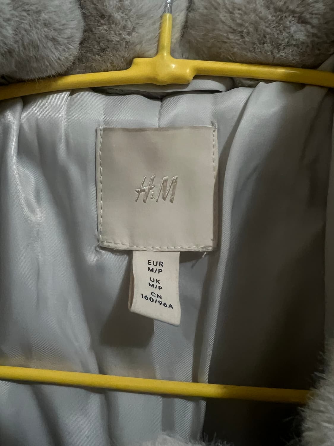 h&m 에이치엔앰 흐앤므 아이보리 퍼자켓 밍크퍼코트 상품이미지2