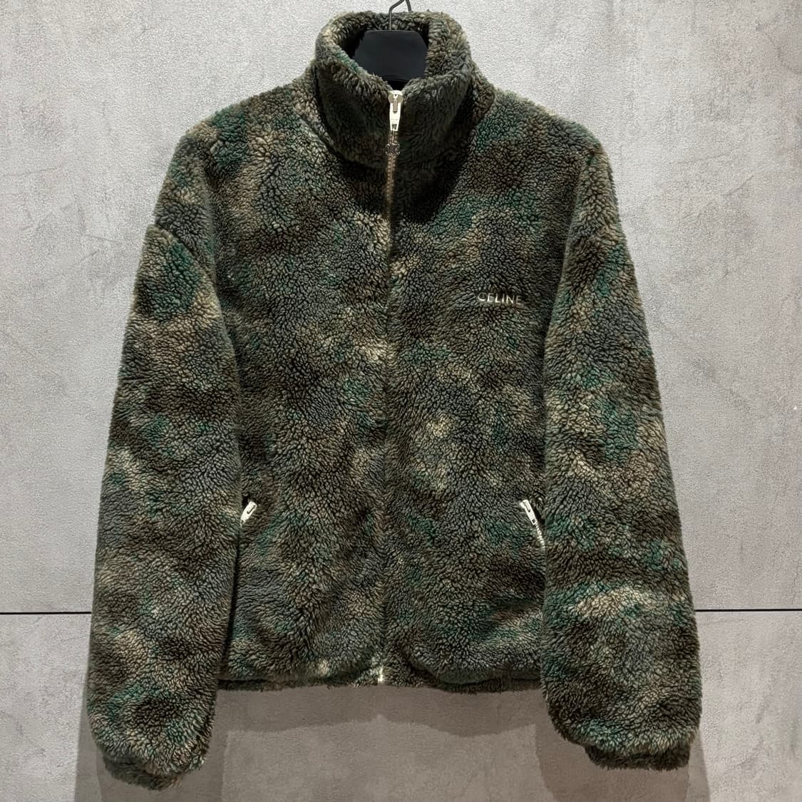 셀린느 오버사이즈 카모플라쥬 후리스 상품이미지1