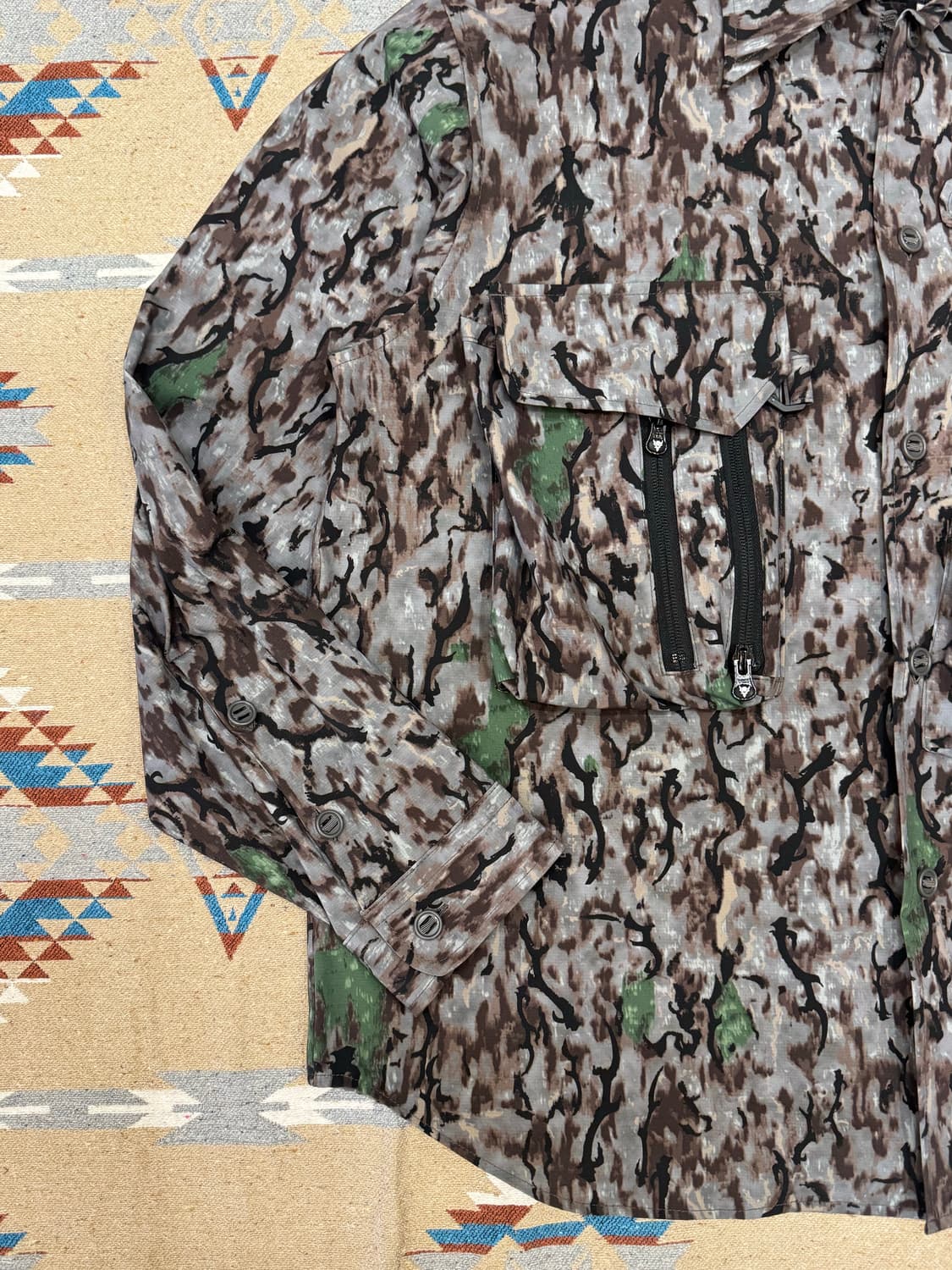 [L] South2 West8 남이서팔 텐가라 트라우트 셔츠 상품이미지3