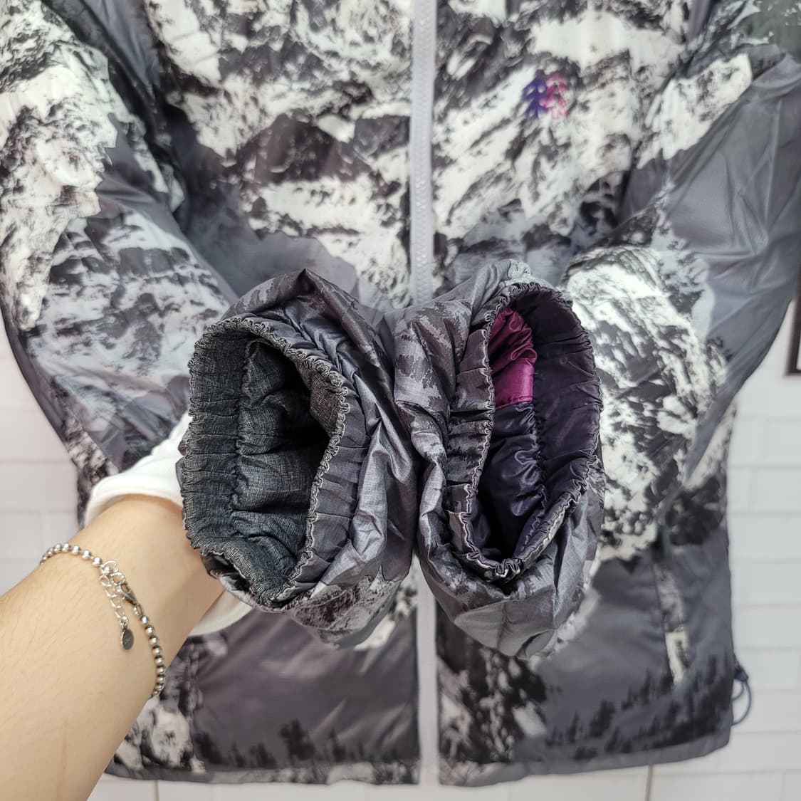 코오롱스포츠 700필파워 구스다운 양면 후드 패딩 자켓 90사이즈 상품이미지7