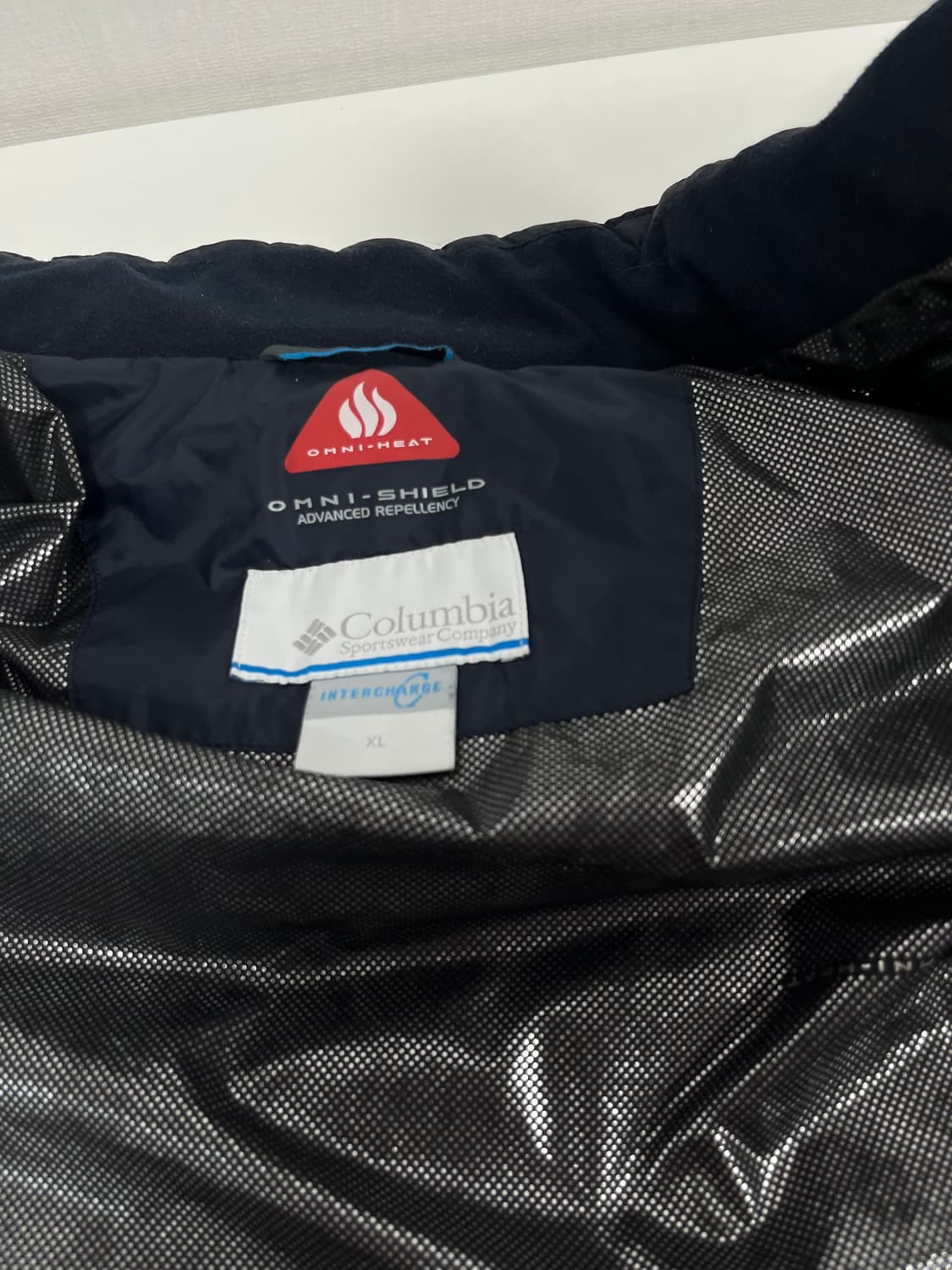 [XL] 콜롬비아 구스다운 경량패딩 상품이미지4