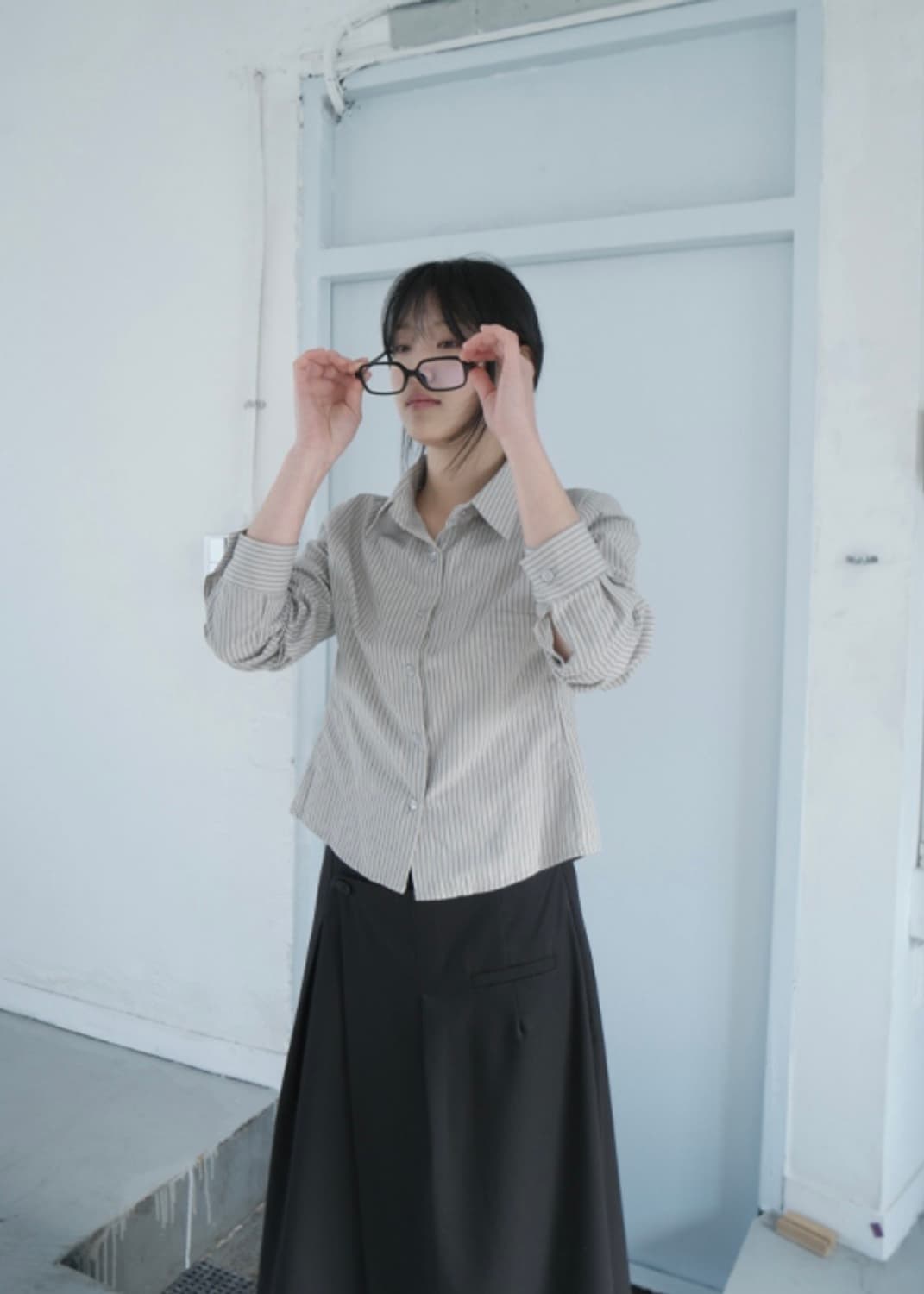 그레이 스트라이프 셔츠 상품이미지4